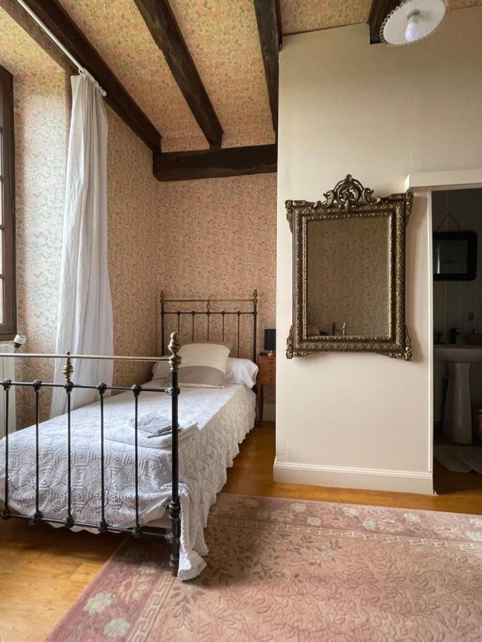 Le Manoir Enchante Figeac Exterior photo